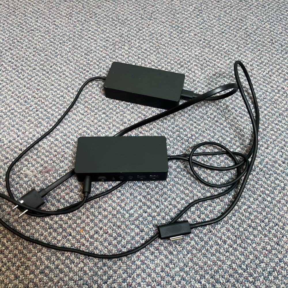 Microsoft Surface Dock  Docking Station Model 1661 With Power Adapter